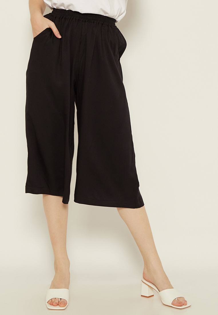 Journal 3/4 Culottes in Black - NOON&AFTER